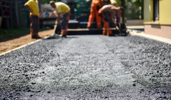 When to resurface your driveway - Forth Valley Concrete 